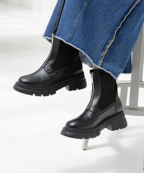 LAKOLE（ラコレ）の「ZIPニットコンビブーツ / 140074（ブーツ・レディース・ブラック/シルバー・MEDIUM/LARGE）」の20枚目の写真