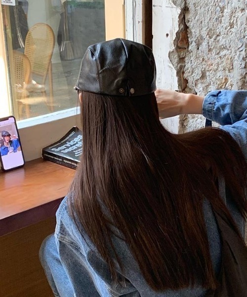 SHEENA（シーナ）の「フェイクレザーハンチング帽（ハンチング/ベレー帽・レディース・ブラック/レッド・FREE）」の12枚目の写真