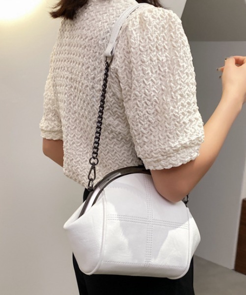 mebole(メボレ)の「がま口 ビンテージショルダーバッグ(ショルダーバッグ・レディース・ホワイト/ブラック×ホワイト/ピンク/レッド/ブラック・FREE)」の21枚目の写真