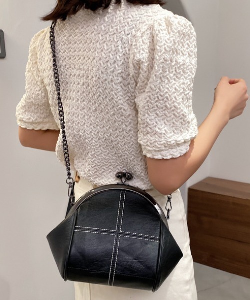 mebole(メボレ)の「がま口 ビンテージショルダーバッグ(ショルダーバッグ・レディース・ホワイト/ブラック×ホワイト/ピンク/レッド/ブラック・FREE)」の19枚目の写真