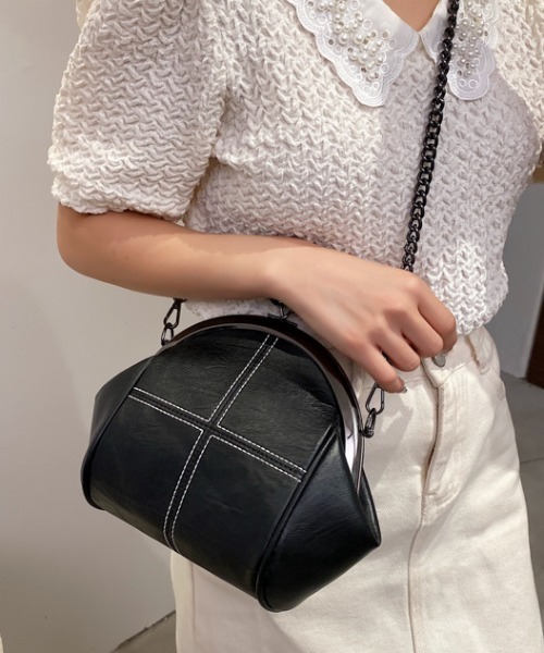 mebole(メボレ)の「がま口 ビンテージショルダーバッグ(ショルダーバッグ・レディース・ホワイト/ブラック×ホワイト/ピンク/レッド/ブラック・FREE)」の15枚目の写真