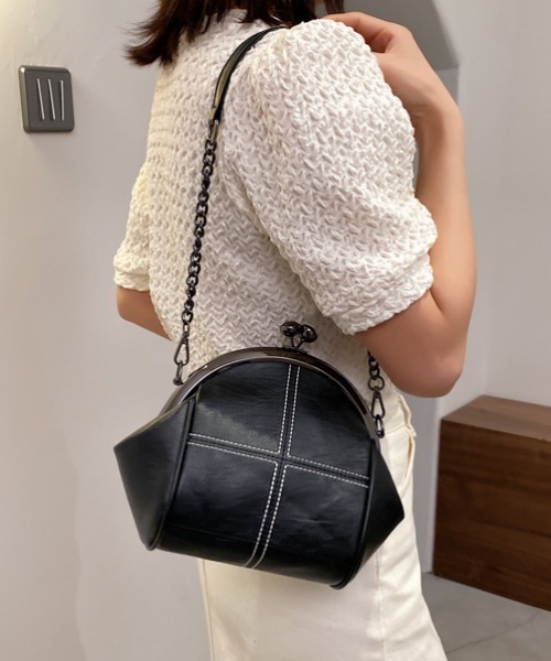 mebole(メボレ)の「がま口 ビンテージショルダーバッグ(ショルダーバッグ・レディース・ホワイト/ブラック×ホワイト/ピンク/レッド/ブラック・FREE)」の16枚目の写真