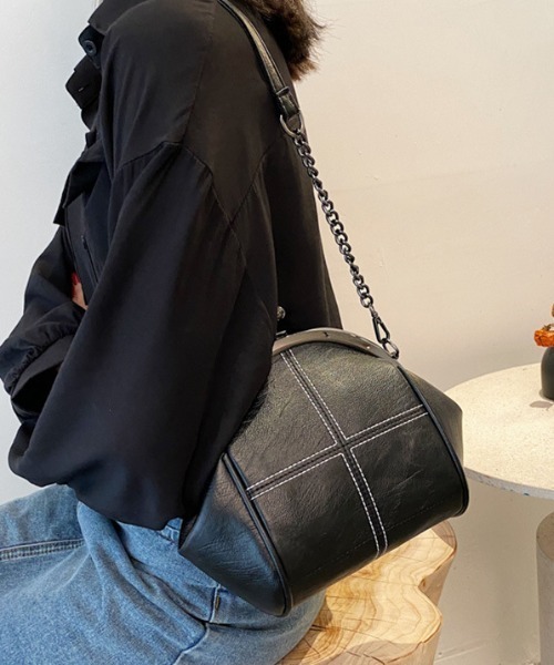 mebole(メボレ)の「がま口 ビンテージショルダーバッグ(ショルダーバッグ・レディース・ホワイト/ブラック×ホワイト/ピンク/レッド/ブラック・FREE)」の6枚目の写真