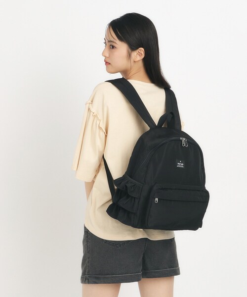 PINK-latte（ピンクラテ）の「◆【容量約15L】フリルリュック（バックパック/リュック・キッズ・ホワイト/ブラック/ライトブルー・00）」の17枚目の写真