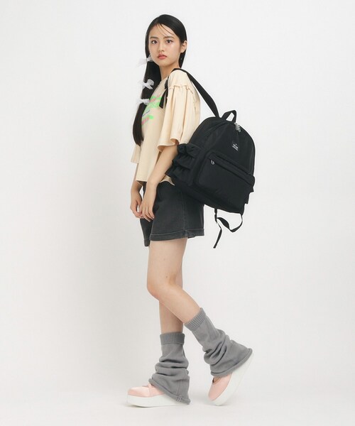 PINK-latte（ピンクラテ）の「◆【容量約15L】フリルリュック（バックパック/リュック・キッズ・ホワイト/ブラック/ライトブルー・00）」の18枚目の写真