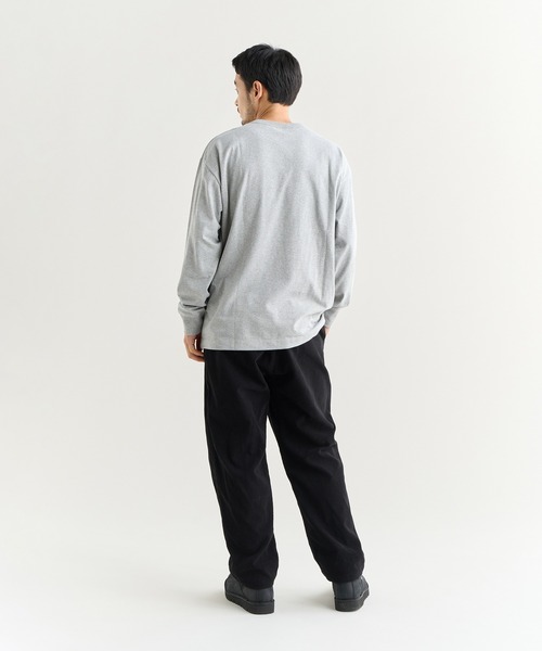 NANGA（ナンガ）の「ECO HYBRID BOX LOGO L/S TEE / エコハイブリッド ボックスロゴ ロングスリーブティー（Tシャツ/カットソー・メンズ・ブラック/カーキ/ホワイト/ライトグレー/サーモンピンク/グリーン・S/M/L/XL）」の21枚目の写真