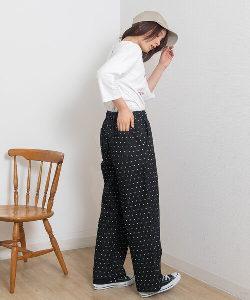POU DOU DOU（プードゥドゥ）の「ドットプリントデニムパンツ（デニムパンツ・レディース・ブラック/パープル系・M）」の13枚目の写真