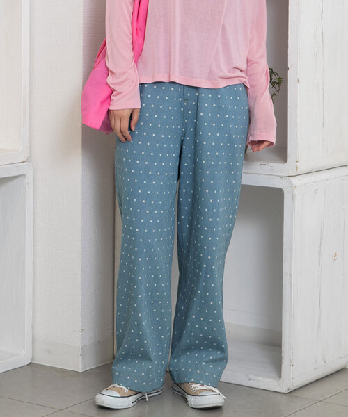 POU DOU DOU（プードゥドゥ）の「ドットプリントデニムパンツ（デニムパンツ・レディース・ブラック/パープル系・M）」の16枚目の写真