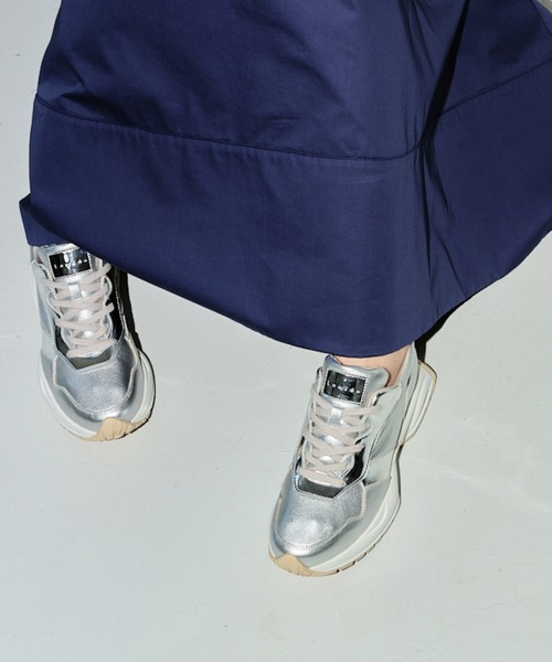 Lucida(ルシーダ)の「【周年限定】Alnair/厚底スニーカー(スニーカー・レディース・シルバー/ピンクゴールド/ブロンズ・38/39/35/36/37/40/41)」の4枚目の写真