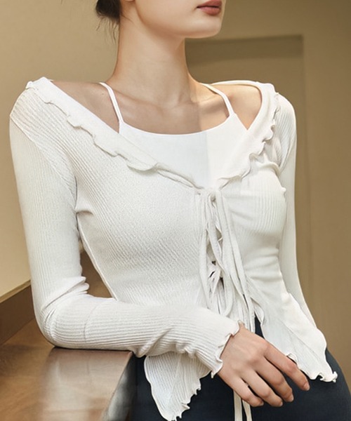 HYSSHOP（エイチワイエスショップ）の「レディース 長袖フリルアシメフィットネスカーディガン[トレーニングウェア/ジムウェア/ピラティスウェア]（カーディガン/ボレロ・レディース・ブルー/ホワイト/ブラック・M/L）」の2枚目の写真