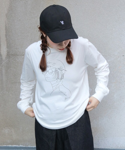 UNIT CHEST（ユニットチェスト）の「【UNIT CHEST】unique unisex long sleeve T-shirt/ユニークユニセックス ロンT  the girl by Ayumi Takamoto（Tシャツ/カットソー・レディース・ブラック/ホワイト・S/L/M）」の9枚目の写真
