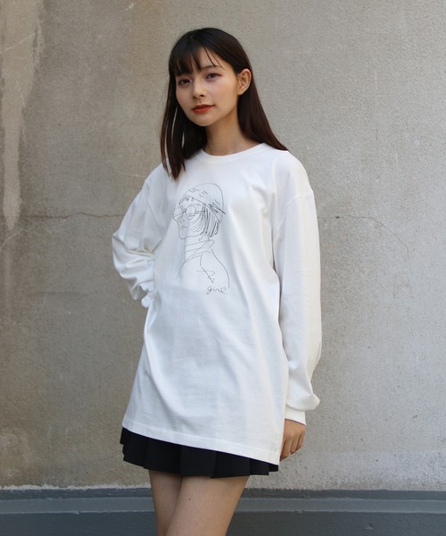 UNIT CHEST（ユニットチェスト）の「【UNIT CHEST】unique unisex long sleeve T-shirt/ユニークユニセックス ロンT  the girl by Ayumi Takamoto（Tシャツ/カットソー・レディース・ブラック/ホワイト・S/L/M）」の5枚目の写真