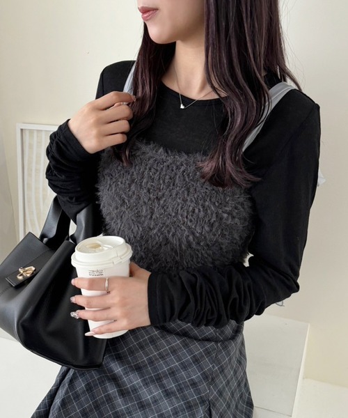 one after another NICE CLAUP(ワンアフターアナザーナイスクラップ)の「【WEB限定商品】袖シャーリングトップス(Tシャツ/カットソー・レディース・杢グレー/アイボリー/ブラック・FREE)」の15枚目の写真