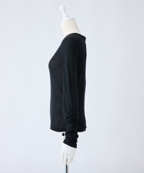 one after another NICE CLAUP(ワンアフターアナザーナイスクラップ)の「【WEB限定商品】袖シャーリングトップス(Tシャツ/カットソー・レディース・杢グレー/アイボリー/ブラック・FREE)」の19枚目の写真
