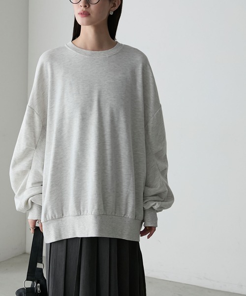 forksy.(フォルクシー)の「【forksy.】バックシャーリングオーバーサイズスウェット(スウェット・レディース・オートミール/ブラック/ブルー・FREE)」の21枚目の写真