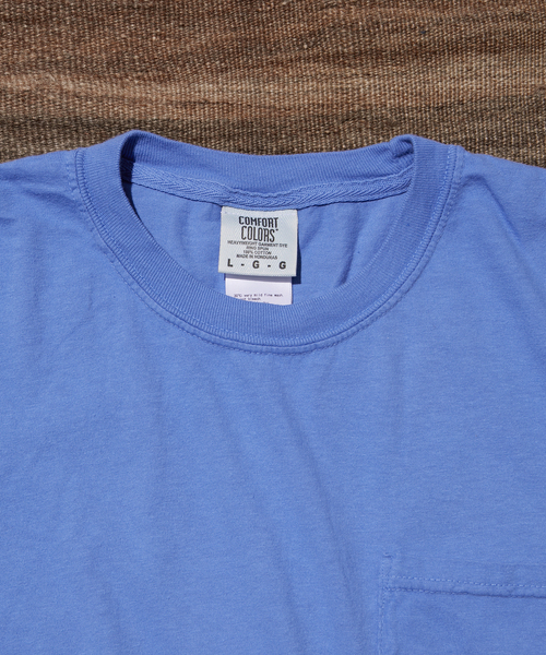 ADAM ET ROPE'（アダムエロペ）の「【COMFORT COLORS/コンフォート カラーズ】POCKET TEE（Tシャツ/カットソー・メンズ・グレー/パープル/グリーン・L/M）」の16枚目の写真