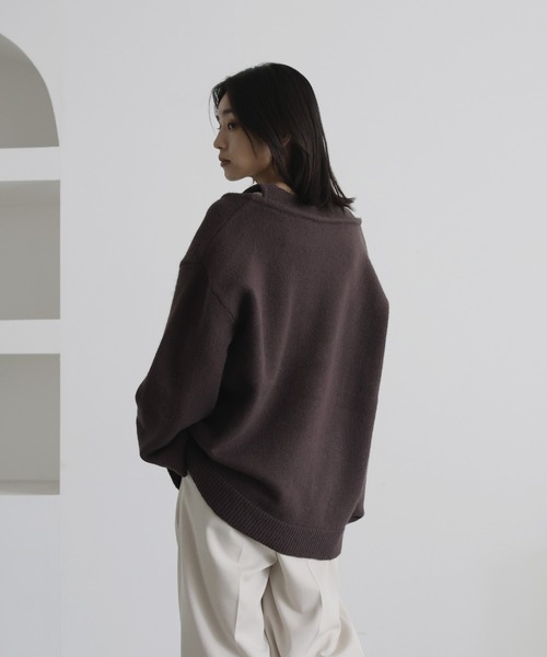 レイヤード風Vネックニット（ニット/セーター）｜hellam（へラム）