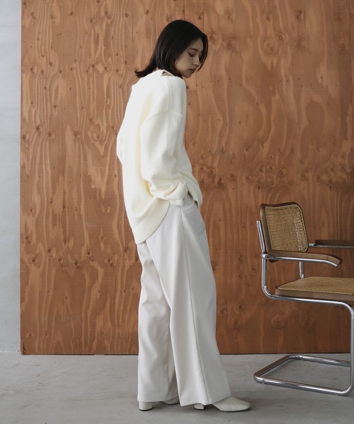 レイヤード風Vネックニット（ニット/セーター）｜hellam（へラム）