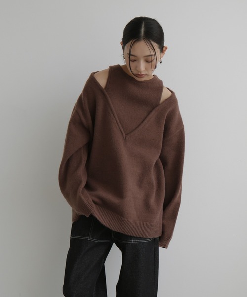  hellam（へラム）の「レイヤード風Vネックニット（ニット/セーター・レディース・ブラウン/アイボリー/ブラック/チャコール・FREE）」の9枚目の写真