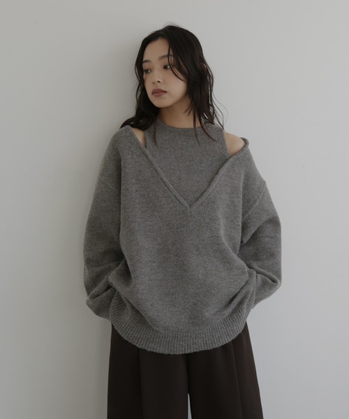  hellam（へラム）の「レイヤード風Vネックニット（ニット/セーター・レディース・ブラウン/アイボリー/ブラック/チャコール・FREE）」の12枚目の写真