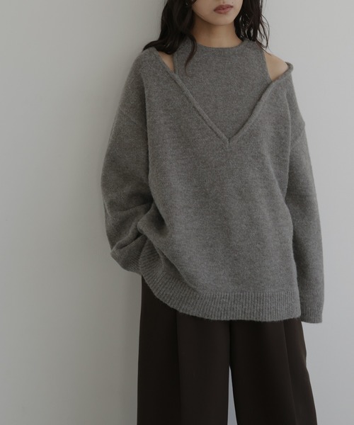  hellam（へラム）の「レイヤード風Vネックニット（ニット/セーター・レディース・ブラウン/アイボリー/ブラック/チャコール・FREE）」の15枚目の写真