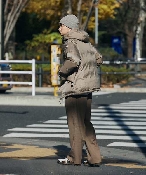 NANGA（ナンガ）の「《追加》NANGA / ナンガ 別注 AURORA -TEX(R) ダウンジャケット（ダウンジャケット/コート・メンズ・オリーブ/ブラック/キャメル/チャコールグレー・X-LARGE/LARGE/MEDIUM）」の18枚目の写真