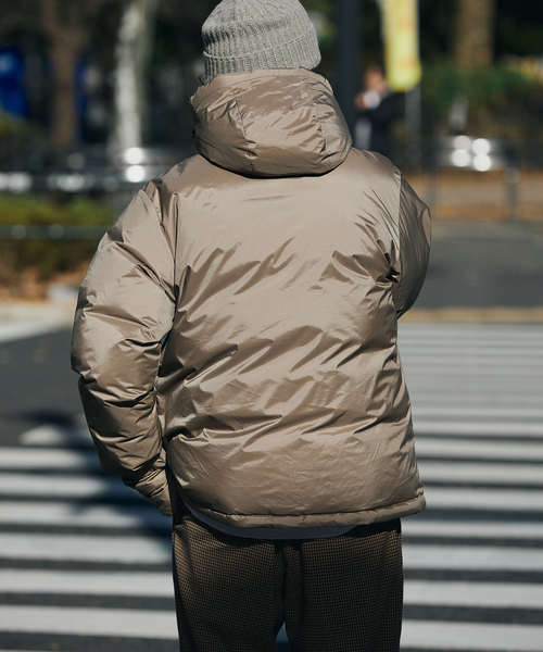 NANGA（ナンガ）の「《追加》NANGA / ナンガ 別注 AURORA -TEX(R) ダウンジャケット（ダウンジャケット/コート・メンズ・オリーブ/ブラック/キャメル/チャコールグレー・X-LARGE/LARGE/MEDIUM）」の22枚目の写真