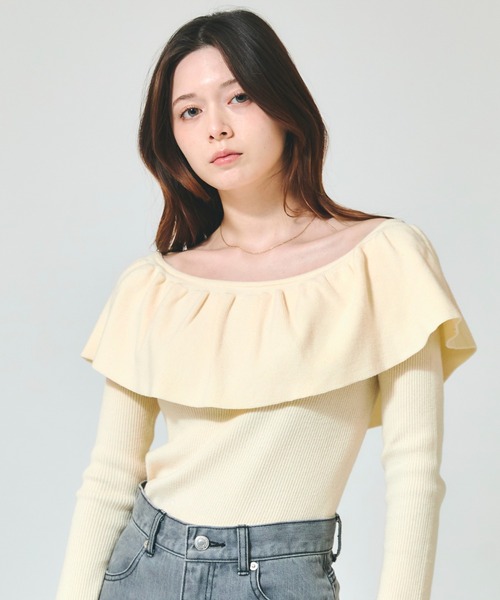 Luan(ルアン)の「【Luan】フリルオフショルダーニット(ニット/セーター・レディース・アイボリー/グレイッシュベージュ・0/1)」の15枚目の写真