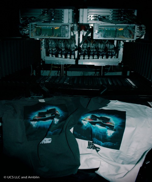 minius（ミニウス）の「『バック・トゥ・ザ・フューチャー』BACK TO THE FUTURE "DeLorean"" T-Shirt"　半袖プリントTシャツ ビックシルエット ピグメント加工 ヴィンテージライク（Tシャツ/カットソー・メンズ・チャコール/ホワイト・X-LARGE/LARGE/MEDIUM）」の4枚目の写真
