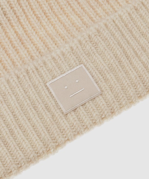Acne Studios（アクネストゥディオズ）の「FA-UX-HATS000234（ニットキャップ/ビーニー・メンズ・オートミール/ネイビー/グレイッシュベージュ・ONE SIZE）」の12枚目の写真