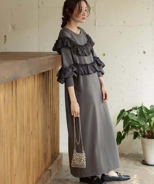 Bab（バブ）の「フリル使い裏毛ワンピース（ワンピース）」 - WEAR