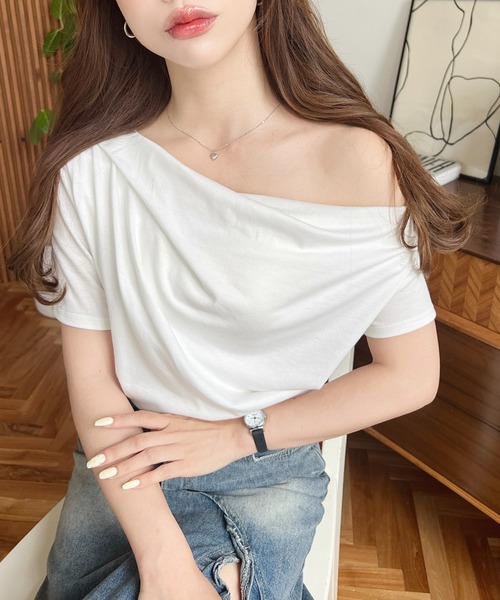 moment+(モーメントプラス)の「半袖ワンショルドレープカットソー(Tシャツ/カットソー・レディース・イエロー/杢グレー/オフホワイト/グレイッシュベージュ/ブラック/ピンク・M)」の16枚目の写真