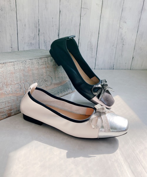 Noubel Voug Relax（ヌーベルヴォーグリラックス）の「スクエアトゥ リボン フラット レザーパンプス【2025新作】（パンプス・レディース・ブラック/アイボリー・24.5cm/24cm/23.5cm/23cm/22.5cm/25cm）」の8枚目の写真