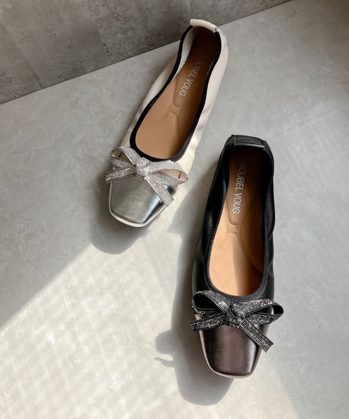 Noubel Voug Relax（ヌーベルヴォーグリラックス）の「スクエアトゥ リボン フラット レザーパンプス【2025新作】（パンプス・レディース・ブラック/アイボリー・24.5cm/24cm/23.5cm/23cm/22.5cm/25cm）」の9枚目の写真
