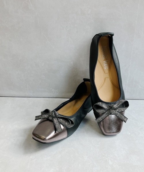 Noubel Voug Relax(ヌーベルヴォーグリラックス)の「スクエアトゥ リボン フラット レザーパンプス(パンプス・レディース・ブラック/アイボリー・24.5cm/24cm/23.5cm/23cm/22.5cm/25cm)」の18枚目の写真