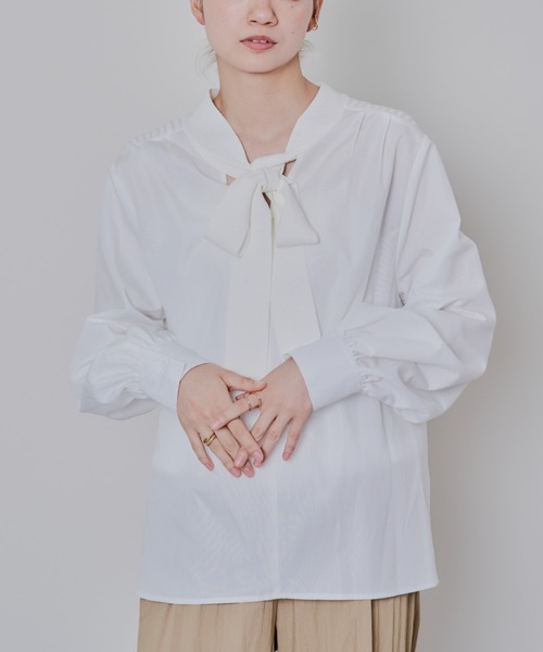 DOLLUPOOPS（ドールアップウップス）の「2WAYニット×ブラウストップス（シャツ/ブラウス・レディース・オフホワイト/ブラック/イエロー・38）」の2枚目の写真