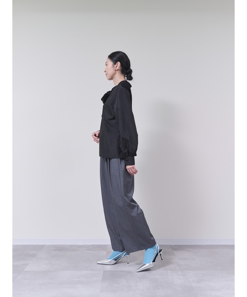 DOLLUPOOPS（ドールアップウップス）の「2WAYニット×ブラウストップス（シャツ/ブラウス・レディース・オフホワイト/ブラック/イエロー・38）」の5枚目の写真