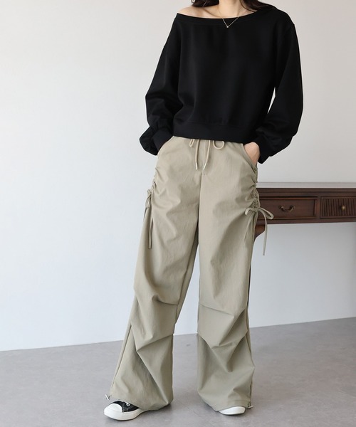 BLUEEAST（ブルーイースト）の「サイドリボンパラシュートパンツ（カーゴパンツ・レディース・ベージュ/ホワイト/チャコールグレー/ブラック・MEDIUM）」の8枚目の写真