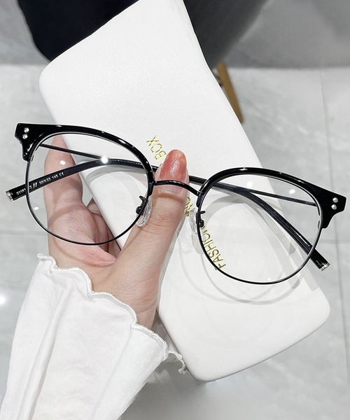 Bifrost（ビフレスト）の「クリアレンズファッション眼鏡 アイウウェア 伊達めがね（メガネ・レディース・B/C/D/F/A・FREE）」の5枚目の写真