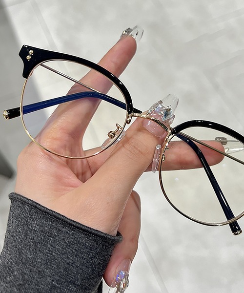 Bifrost（ビフレスト）の「クリアレンズファッション眼鏡 アイウウェア 伊達めがね（メガネ・レディース・B/C/D/F/A・FREE）」の18枚目の写真