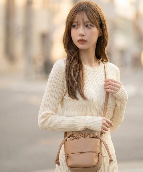 L LABEL（エルラベル）の「ドローコードバケットバッグ（ショルダーバッグ・レディース・ブラック/ホワイト/ベージュ・FREE）」の16枚目の写真