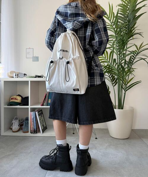 Dickies（ディッキーズ）の「∴WEGO/別注Dickies2wayナップサック（ショルダーバッグ・レディース・ホワイト/ライトグレー/ブラック・FREE）」の17枚目の写真