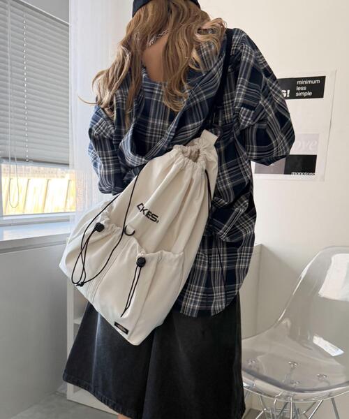 Dickies（ディッキーズ）の「∴WEGO/別注Dickies2wayナップサック（ショルダーバッグ・レディース・ホワイト/ライトグレー/ブラック・FREE）」の9枚目の写真