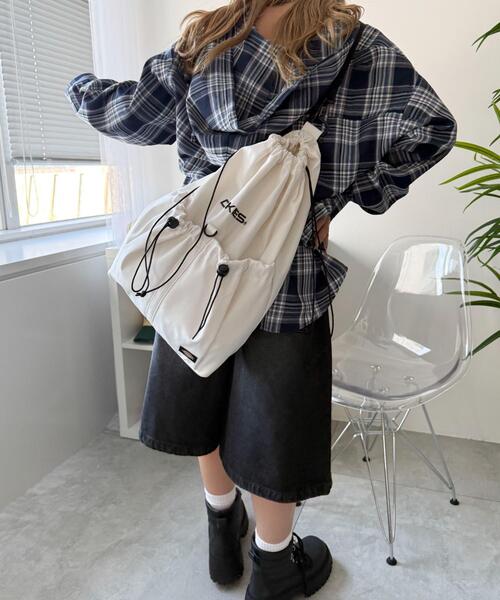 Dickies（ディッキーズ）の「∴WEGO/別注Dickies2wayナップサック（ショルダーバッグ・レディース・ホワイト/ライトグレー/ブラック・FREE）」の11枚目の写真