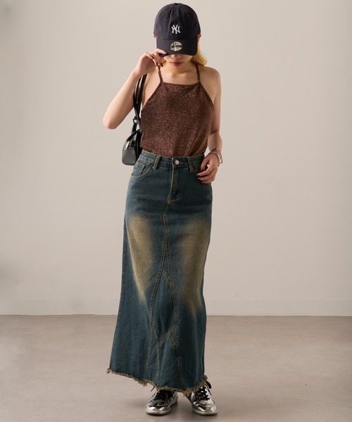 MAGASIN DE MODE Onjna(マガジンデモードオンジェナ )の「【MAGASIN DE MODE Onjna】Glitter back cross camisole / ラメバッククロス カップ付きキャミソール DTK(キャミソール・レディース・ブラック/オフホワイト/シルバー/ブラウン・FREE)」の17枚目の写真