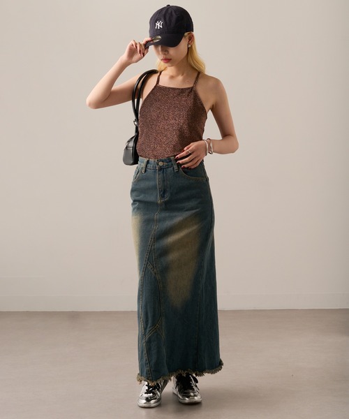 MAGASIN DE MODE Onjna(マガジンデモードオンジェナ )の「【MAGASIN DE MODE Onjna】Glitter back cross camisole / ラメバッククロス カップ付きキャミソール DTK(キャミソール・レディース・ブラック/オフホワイト/シルバー/ブラウン・FREE)」の18枚目の写真