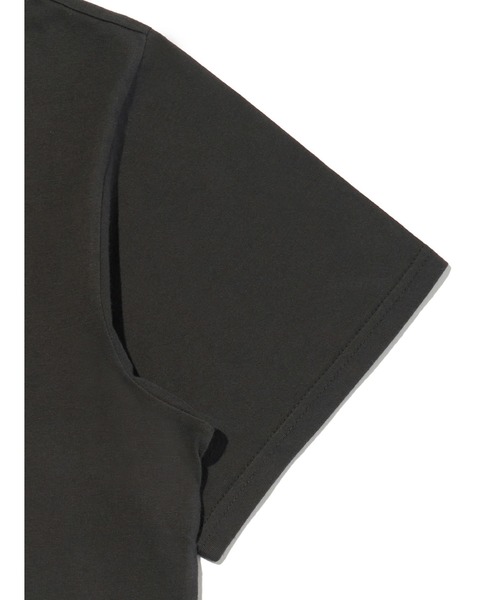 Levi's（リーバイス）の「Levi's/リーバイス ボックスシルエット クロップド Tシャツ（Tシャツ/カットソー・メンズ・ブラック・XL/L/M/S）」の5枚目の写真