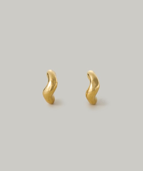 Jolie Toujours(ジョリトゥジュール)の「【汗や水に強い】〈ステンレス〉ニュアンスミニフープピアス(ピアス(両耳用)・レディース・ゴールド/シルバー・FREE)」の3枚目の写真