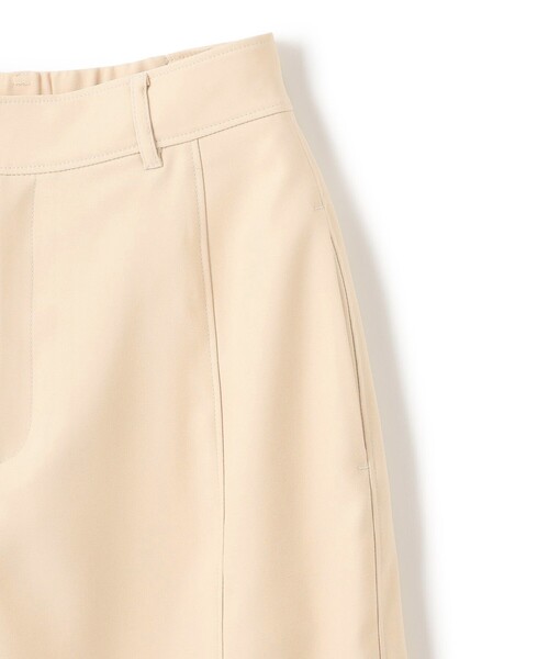 UNFILO(アンフィーロ)の「カーブワイドパンツ(その他パンツ・レディース・ベージュ系/ブラック系・SMALL/X-SMALL/LARGE/MEDIUM)」の16枚目の写真