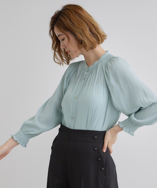 grove（グローブ）の「【デイリーから特別な日まで】華やかさを纏うヴィンテージサテンブラウス（シャツ/ブラウス・レディース・ライトブルー/オフホワイト/ホワイト系3/ブラック系/ピンク・02/03/01/04/05）」の17枚目の写真